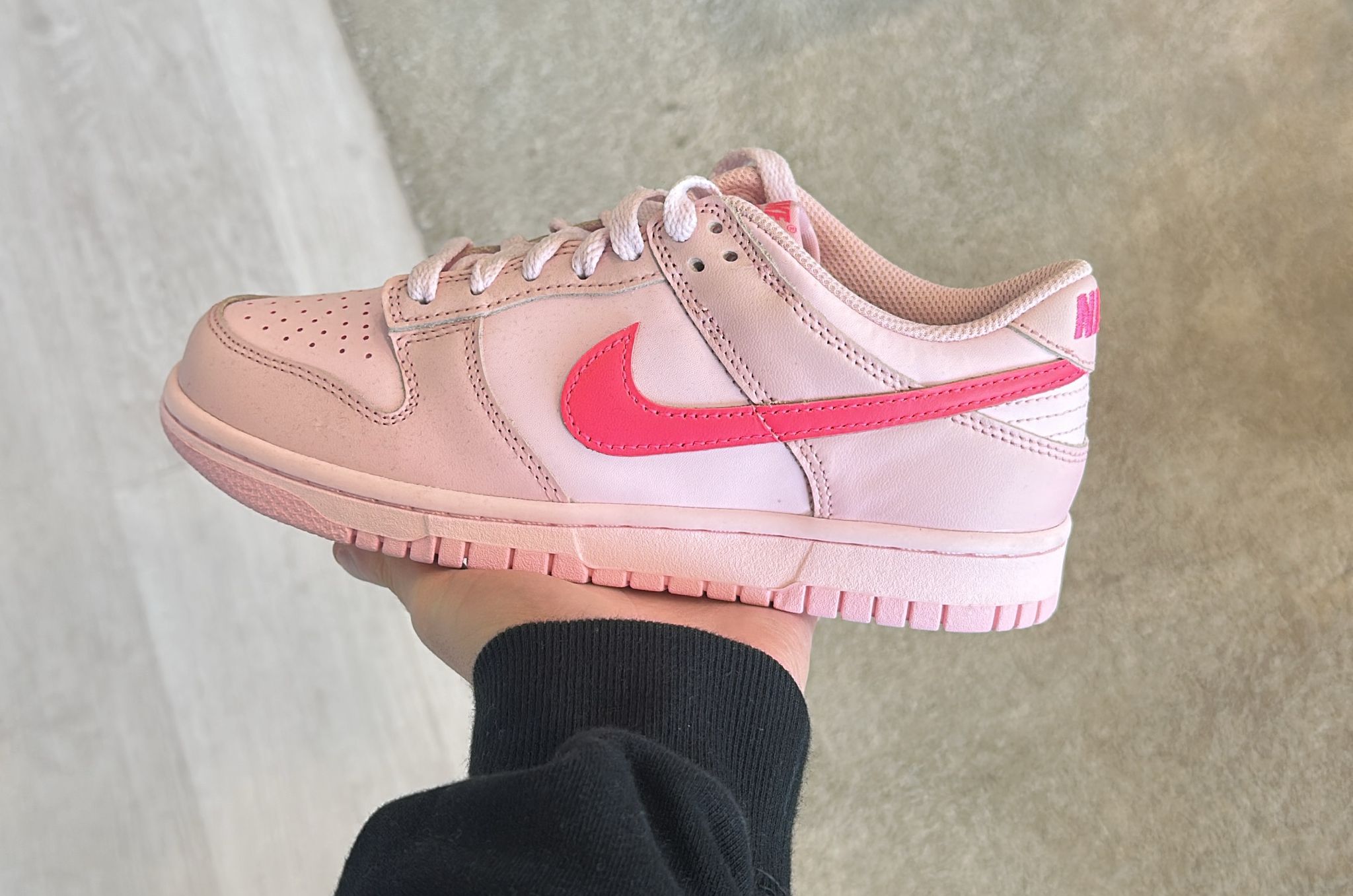Nike Dunk low triple pink