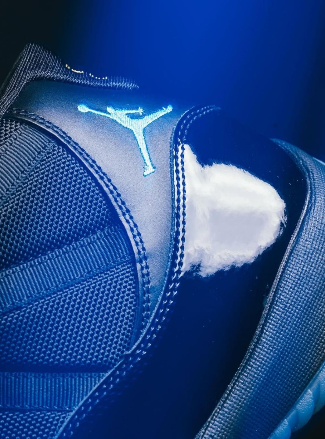 Air Jordan 11 Retro Gamma Blue (2025)