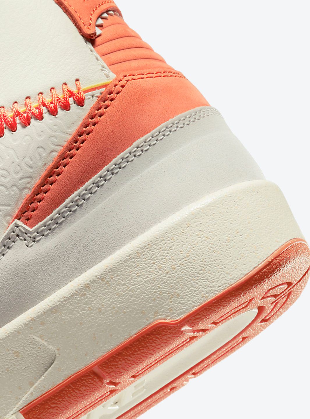 Air Jordan 2 Retro SP Maison Chateau Rouge