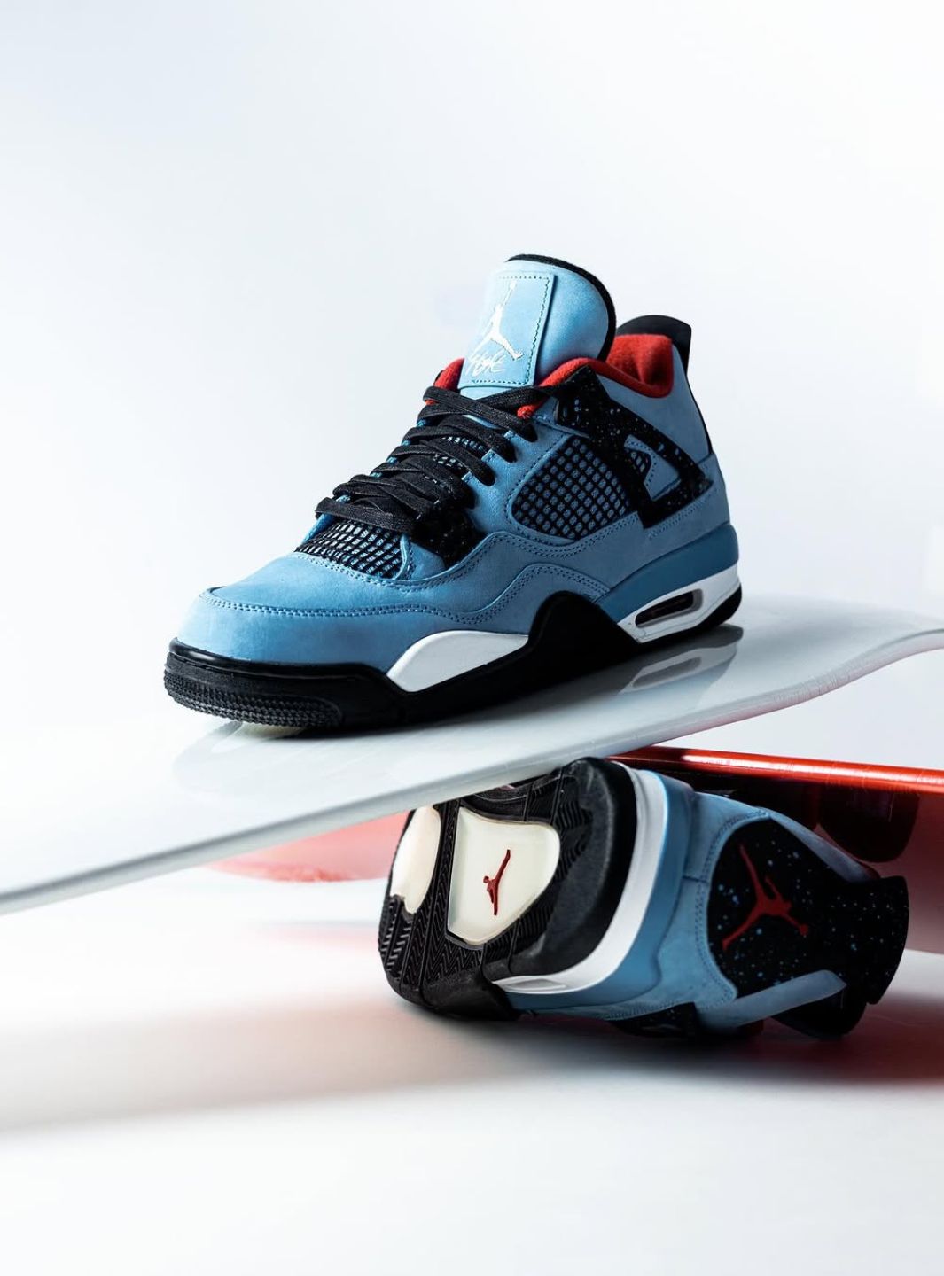 Air Jordan 4 Retro Travis Scott Cactus Jack