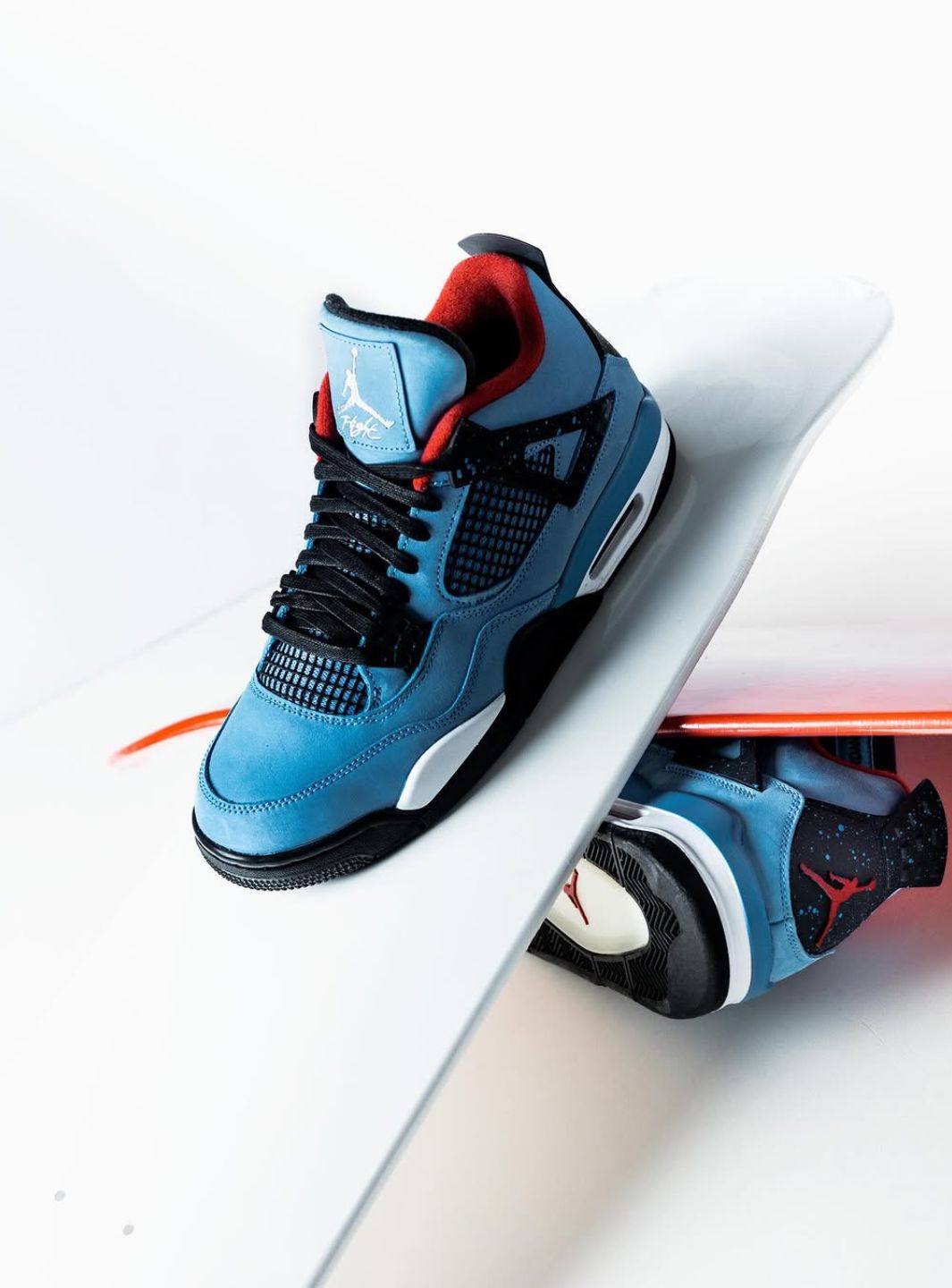 Air Jordan 4 Retro Travis Scott Cactus Jack