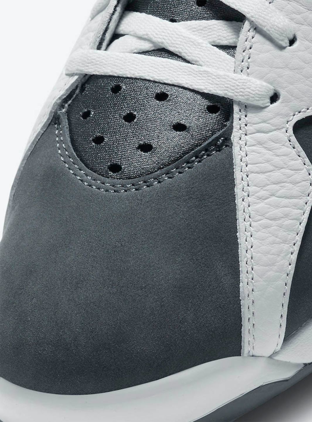 Air Jordan 7 Retro Flint (2021)