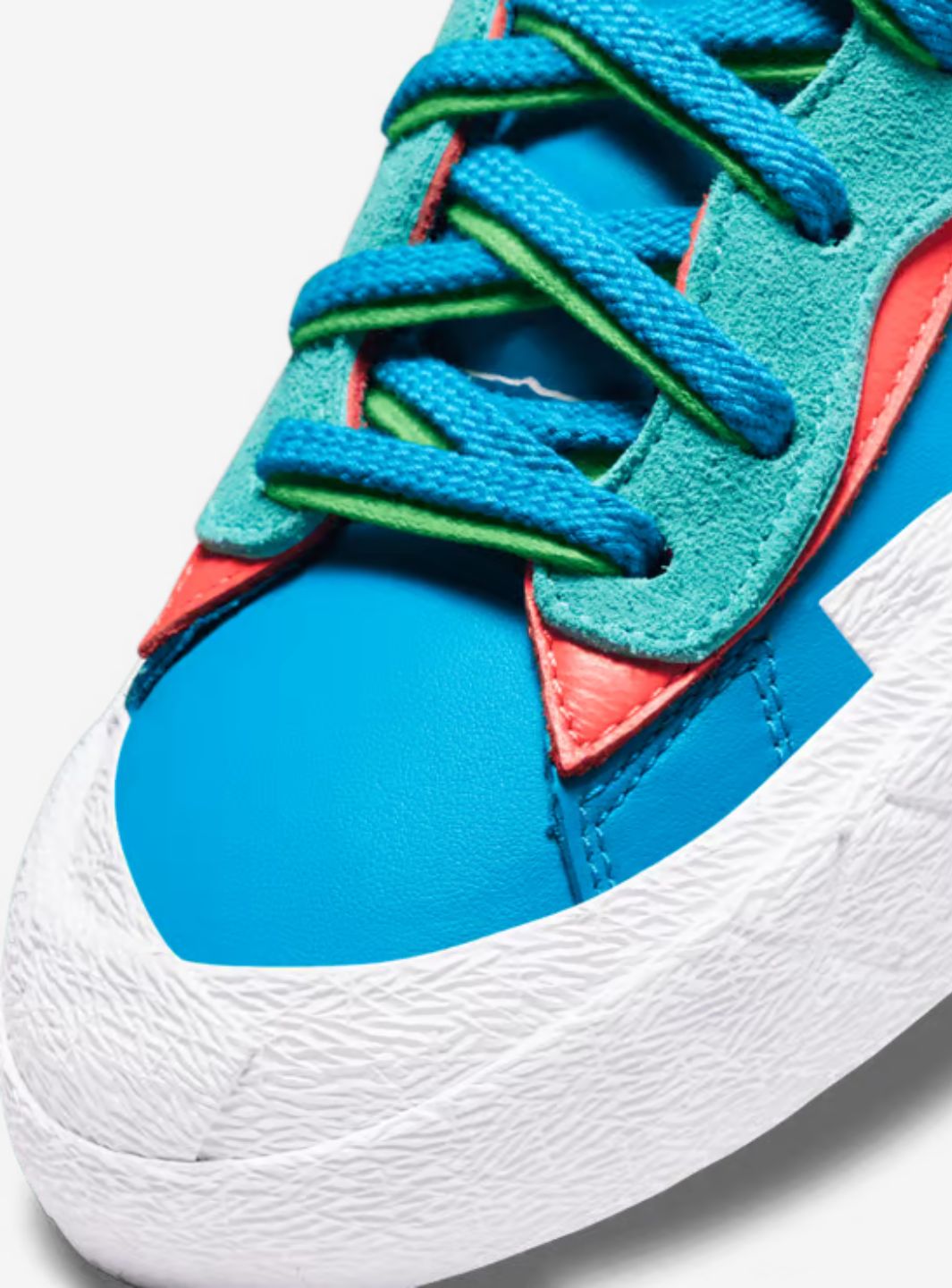 Nike Blazer Low Sacai KAWS Neptune Blue