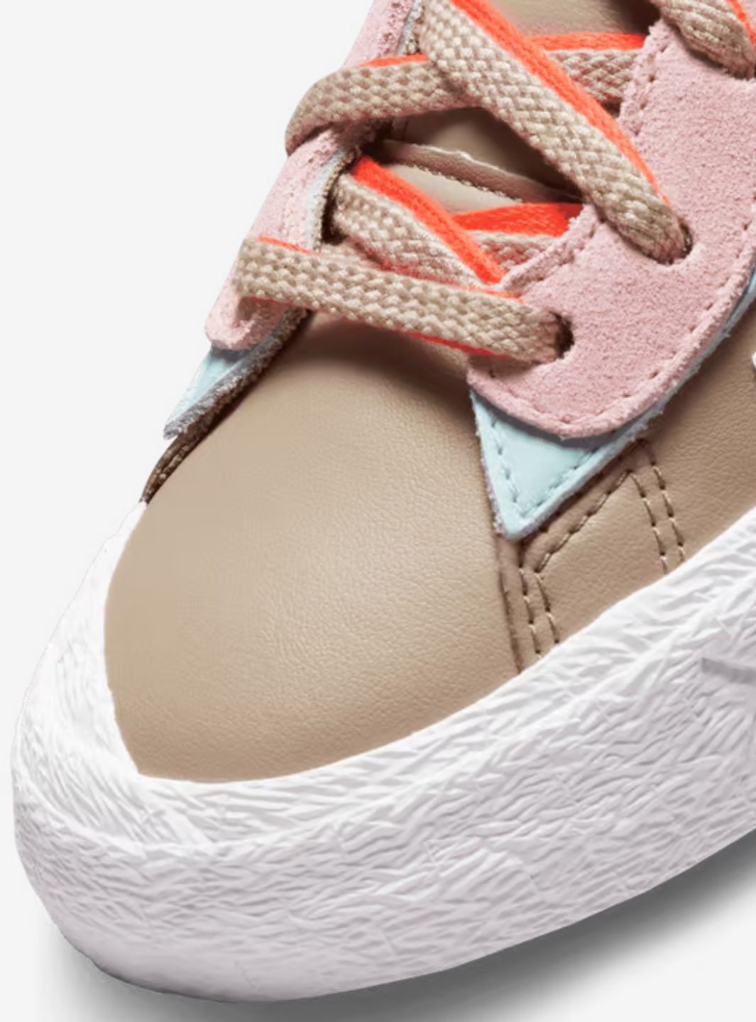 Nike Blazer Low Sacai KAWS Reed