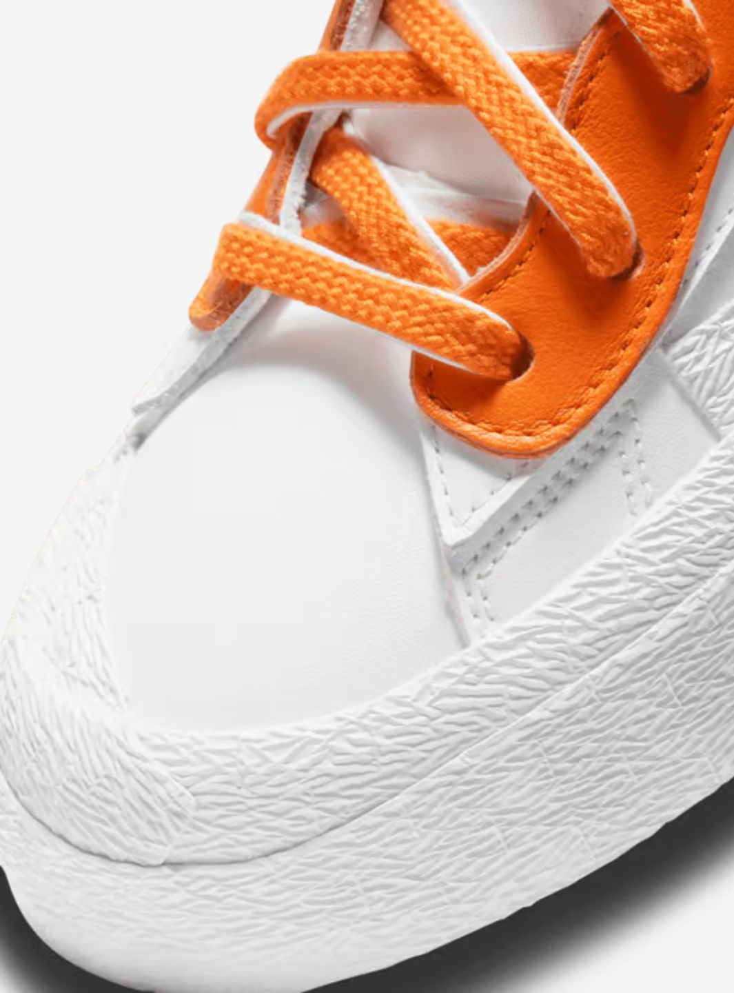 Nike Blazer Low Sacai White Magma Orange