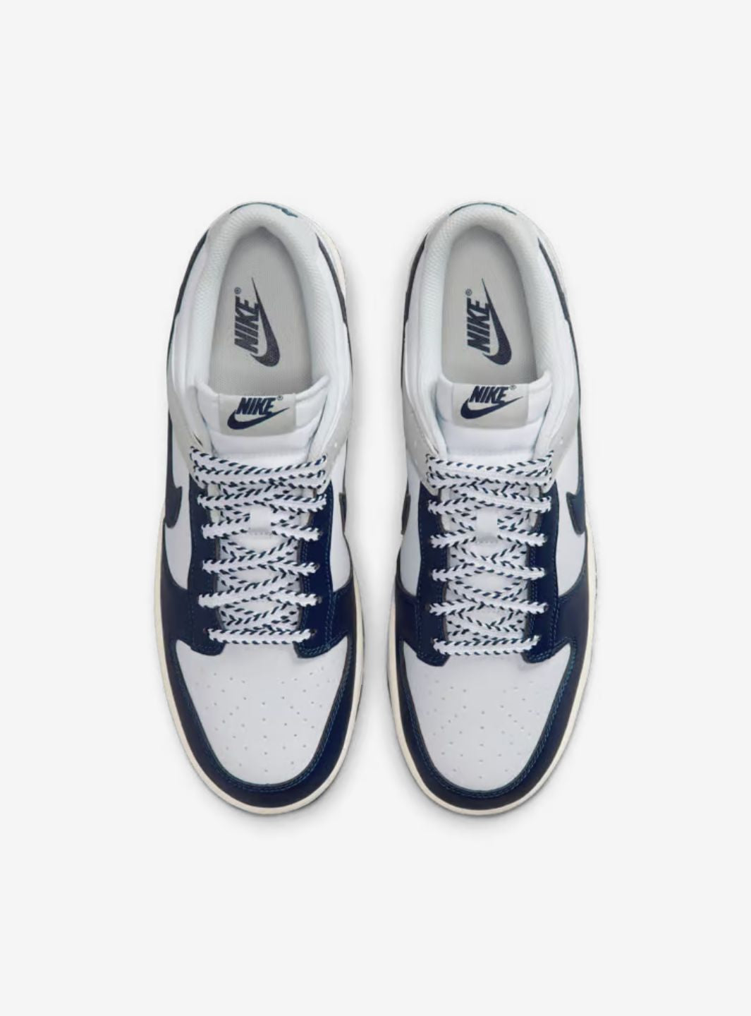Nike Dunk Low New York Yankees