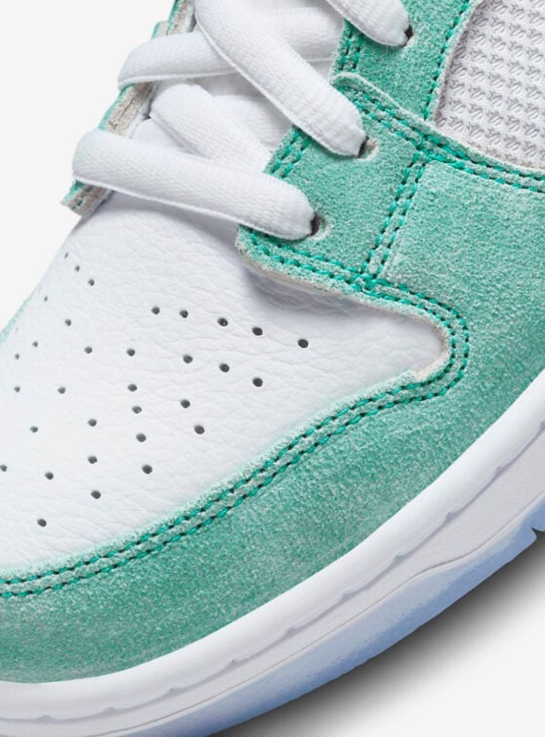 Nike SB Dunk Low April Skateboards