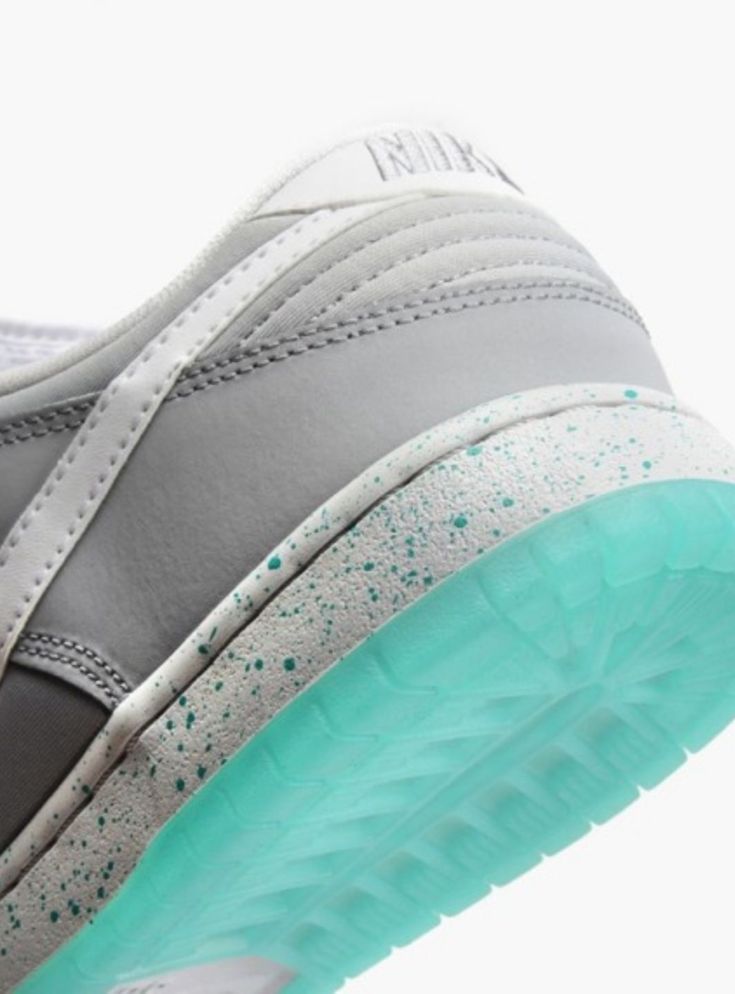 Nike SB Dunk Low Marty McFly