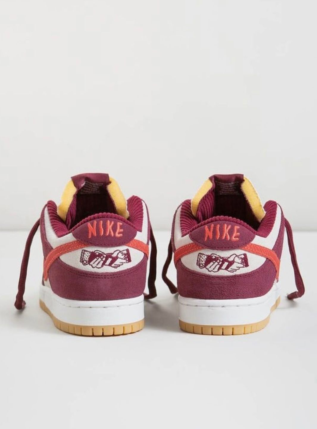 Nike SB Dunk Low Skate Like a Girl