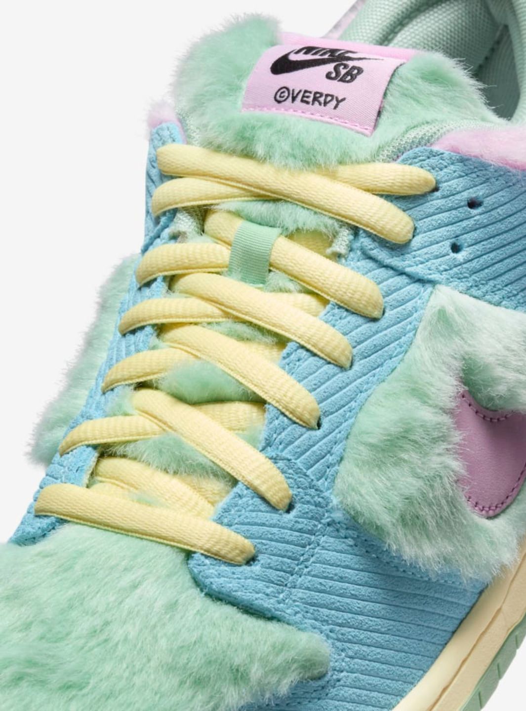 Nike SB Dunk Low Verdy Visty