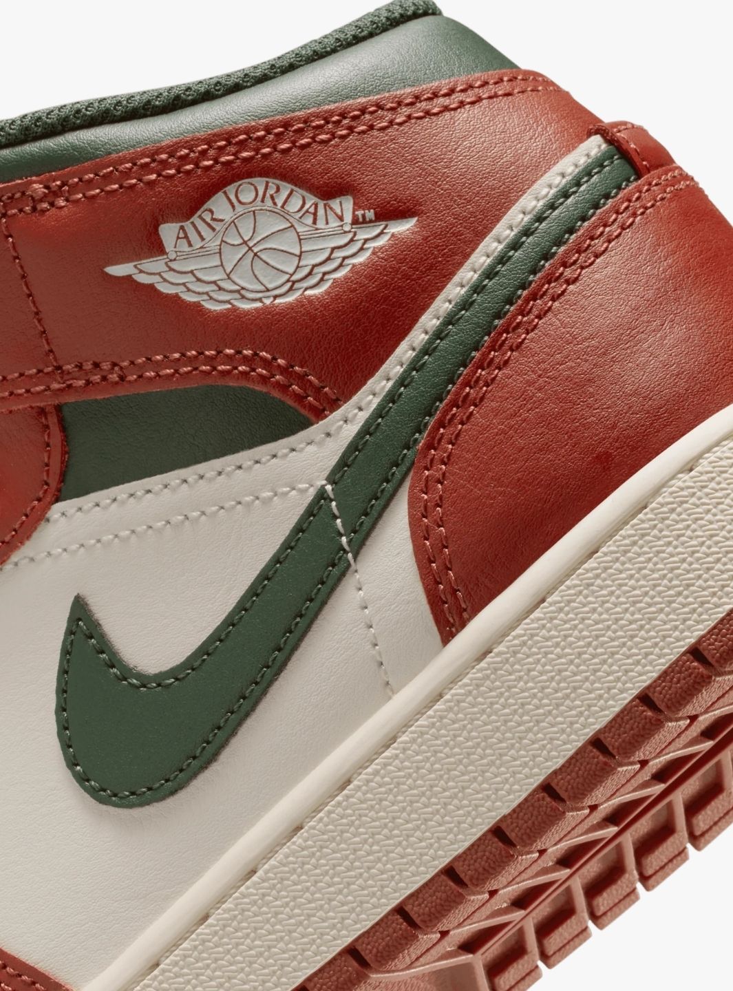 Air Jordan 1 Mid Redstone Midnight Green