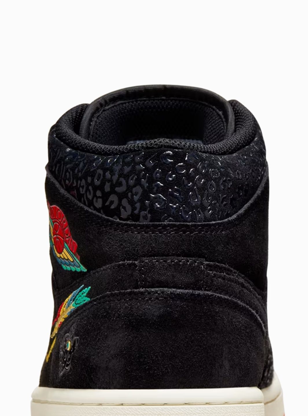 Air Jordan 1 Mid SE Siempre Familia