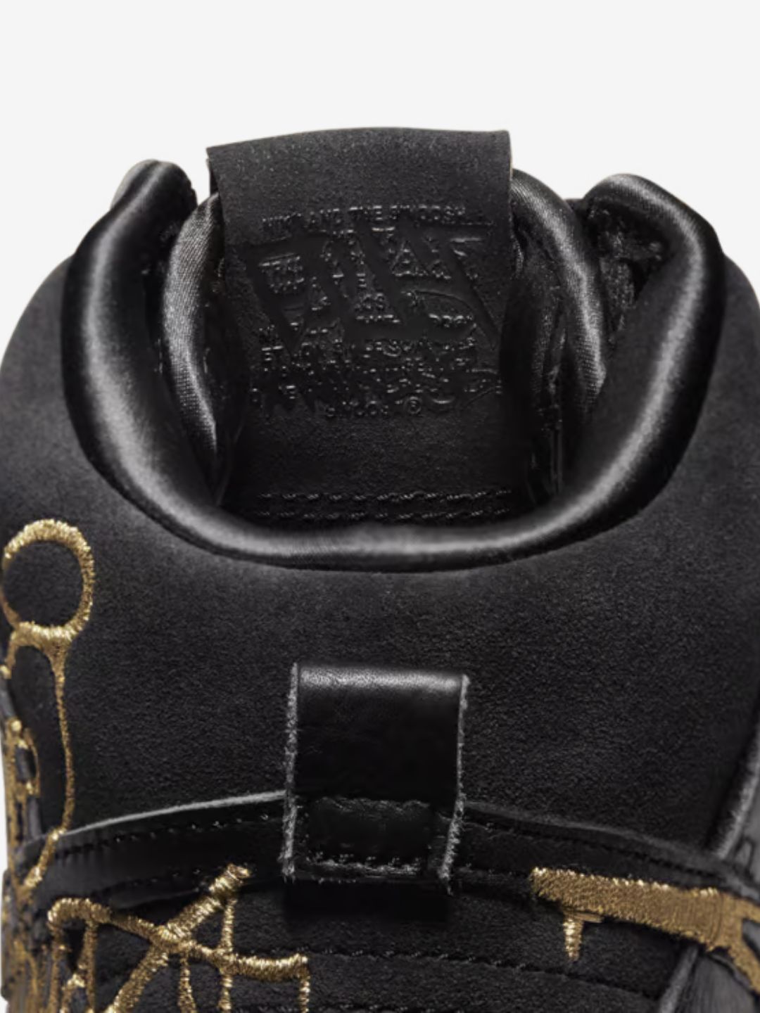 Nike SB Dunk High FAUST Black Gold