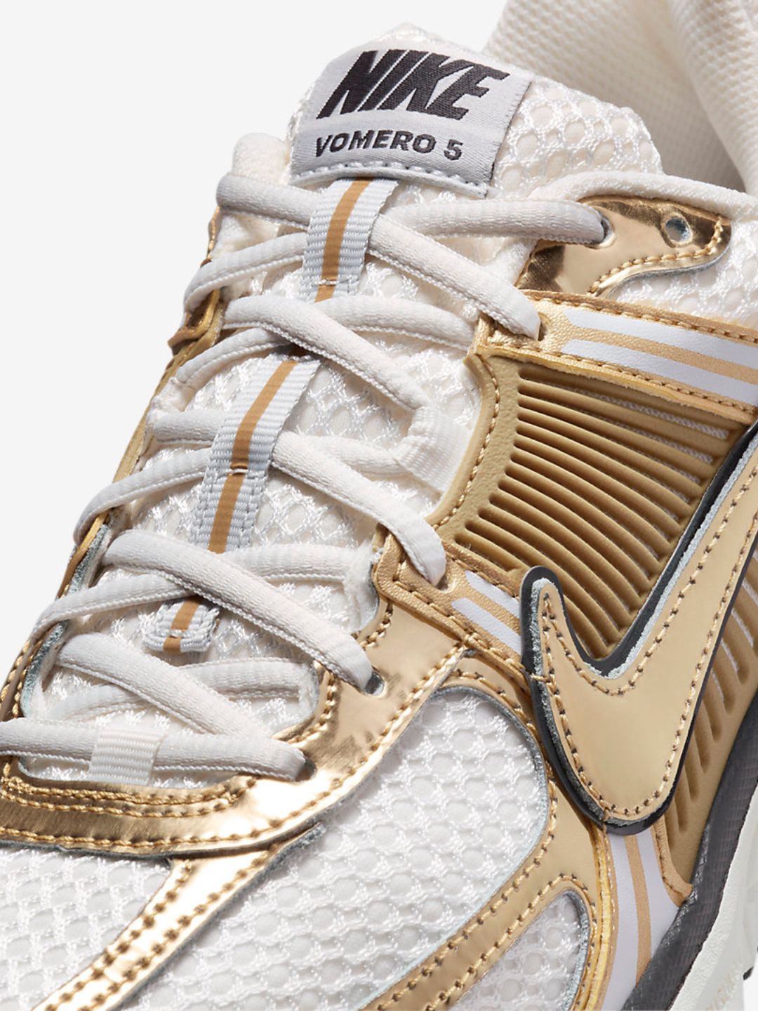Nike Zoom Vomero 5 Metallic Gold (W)