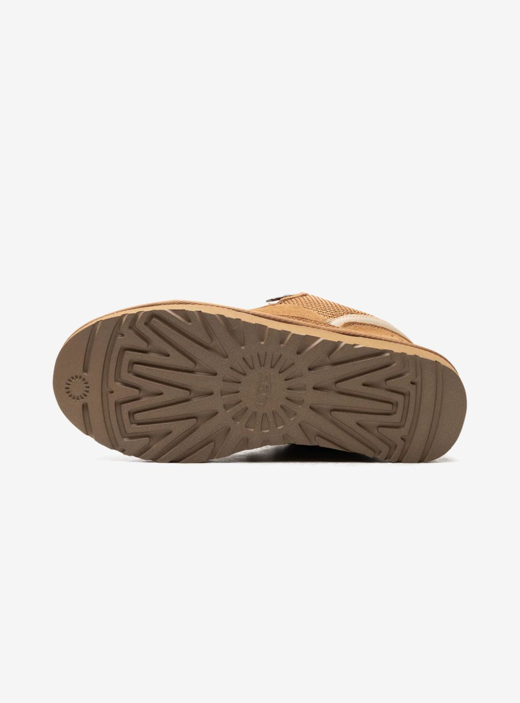 UGG Lowmel Chestnut