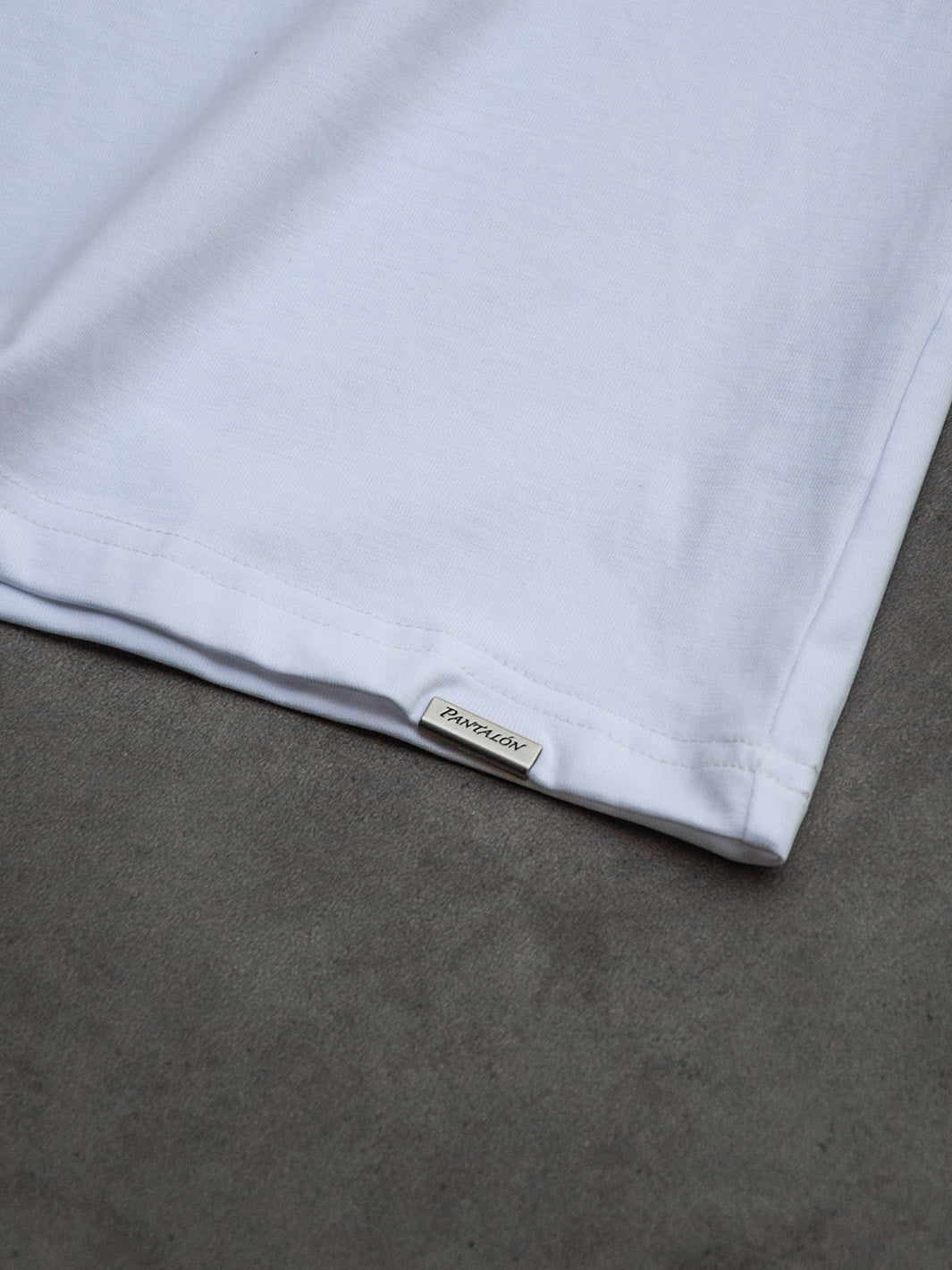 Pantalón Less Perfection More Authencity T-Shirt White