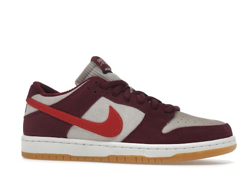 Nike SB Dunk Low Skate Like a Girl