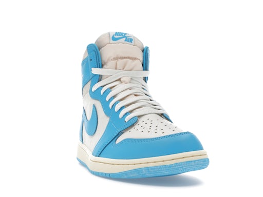 Jordan 1 Retro High OG UNC rivisitata