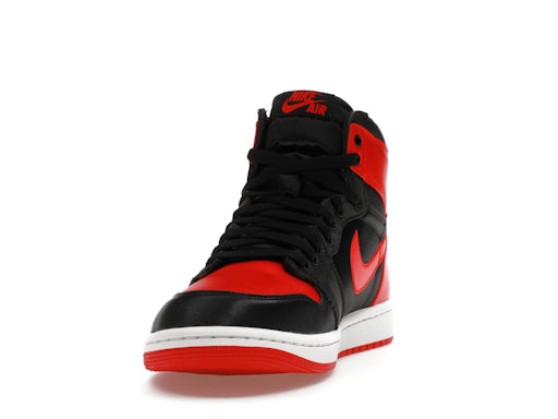 Jordan 1 Retro High OG Satin Bred