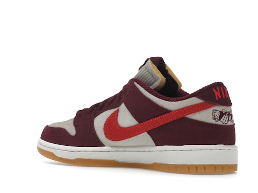 Nike SB Dunk Low Skate Like a Girl