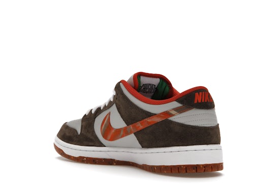 Nike SB Dunk Low Crushed D.C.
