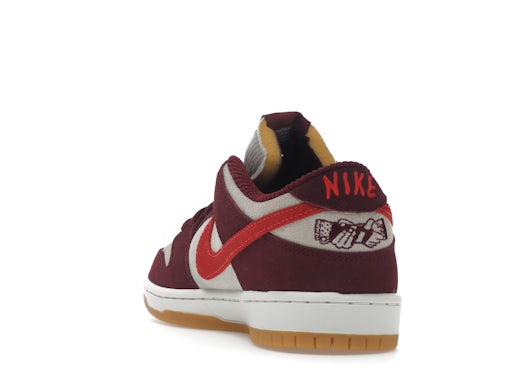 Nike SB Dunk Low Skate Like a Girl