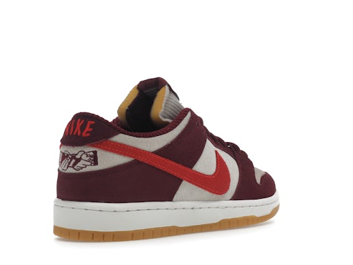 Nike SB Dunk Low Skate Like a Girl