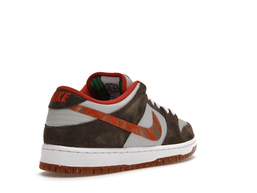 Nike SB Dunk Low Crushed D.C.