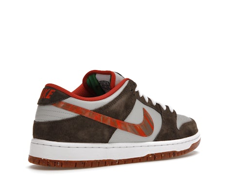 Nike SB Dunk Low Crushed D.C.