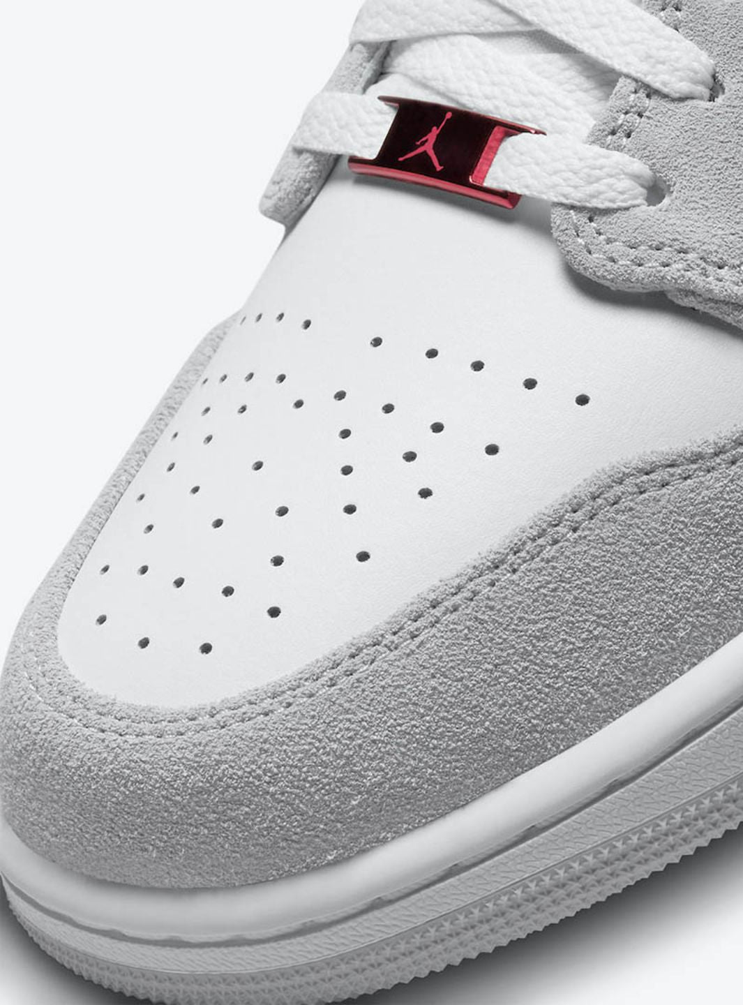 Air Jordan 1 Low SE Light Smoke Grey Gym Red