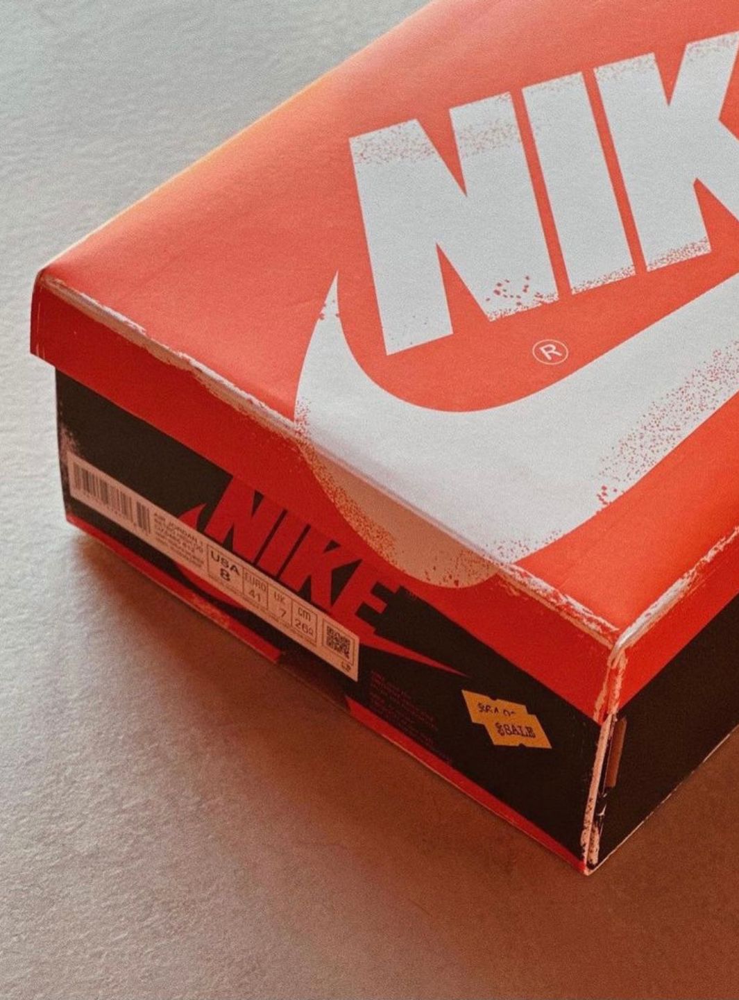 Air Jordan 1 Retro High OG Chicago Lost And Found