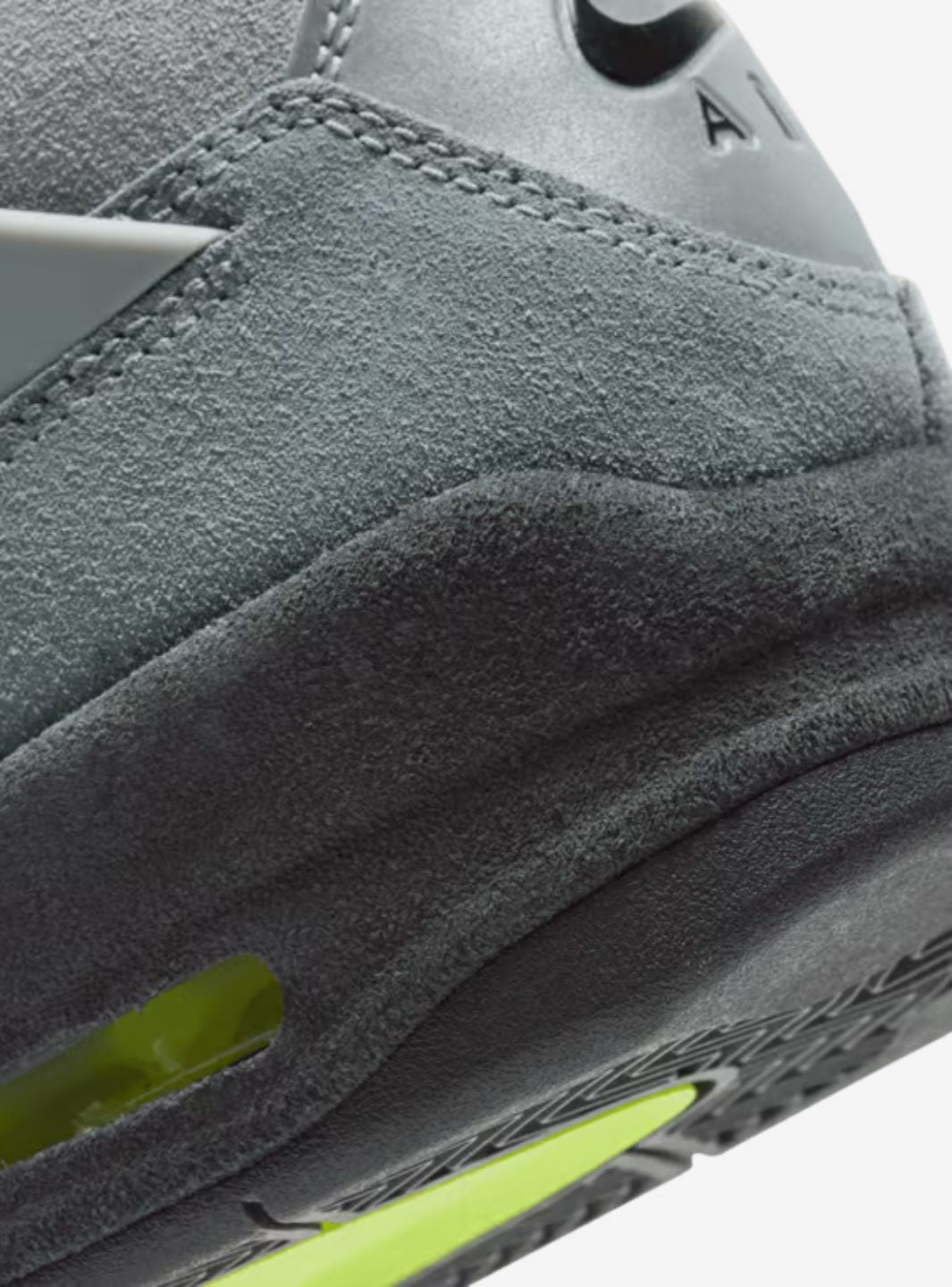 Air Jordan 4 Retro SE 95 Neon