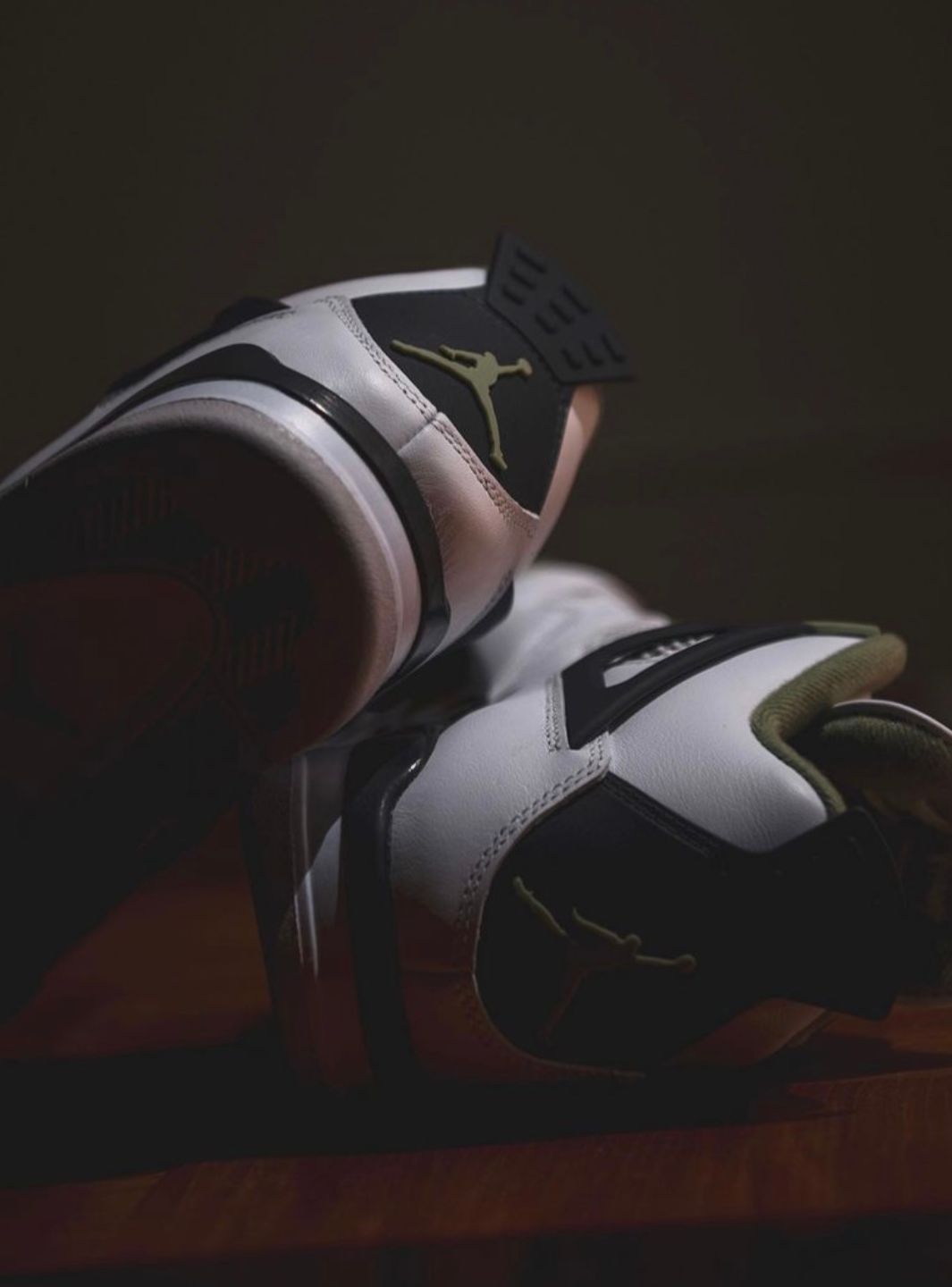 Air Jordan 4 Seafoam