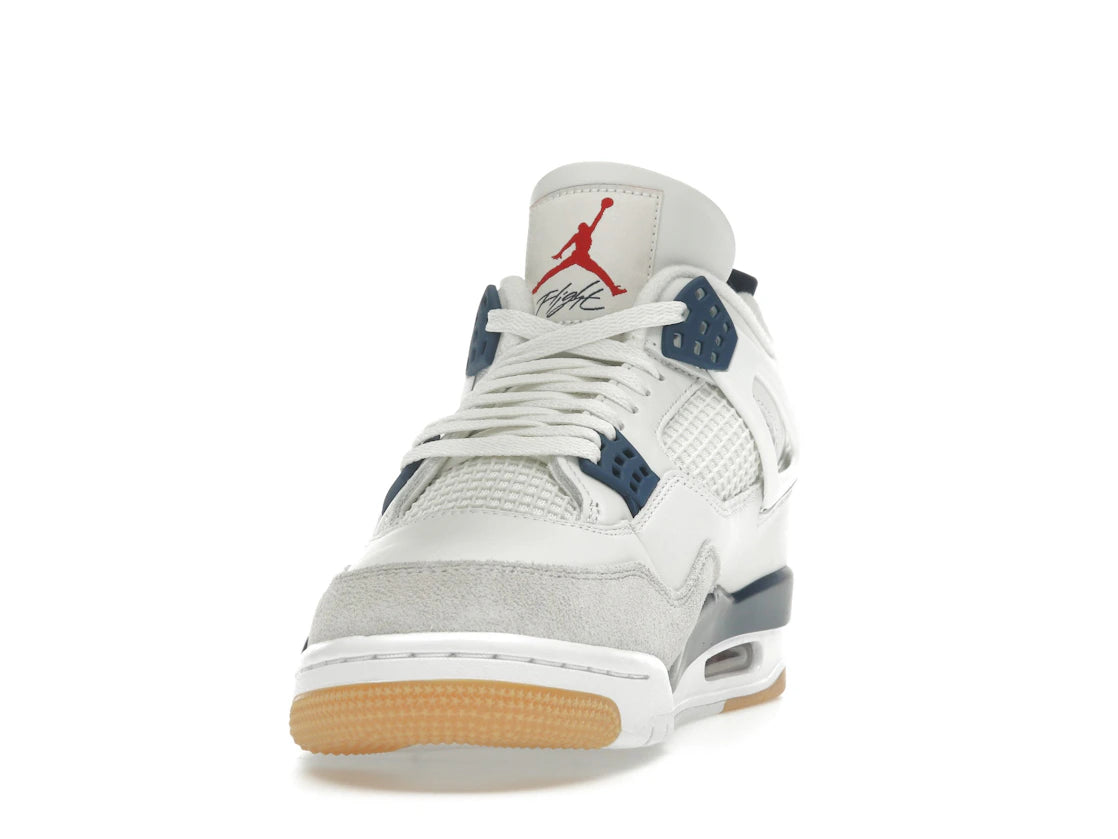 Jordan 4 Retro SB blu navy