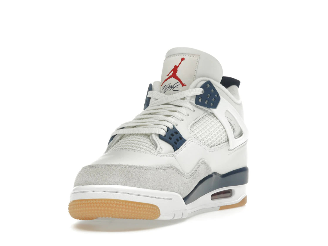 Jordan 4 Retro SB blu navy