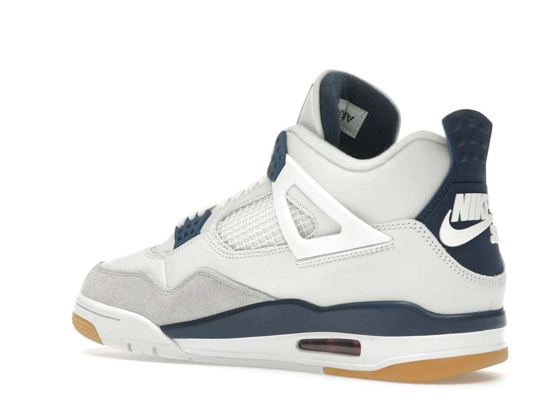 Jordan 4 Retro SB blu navy