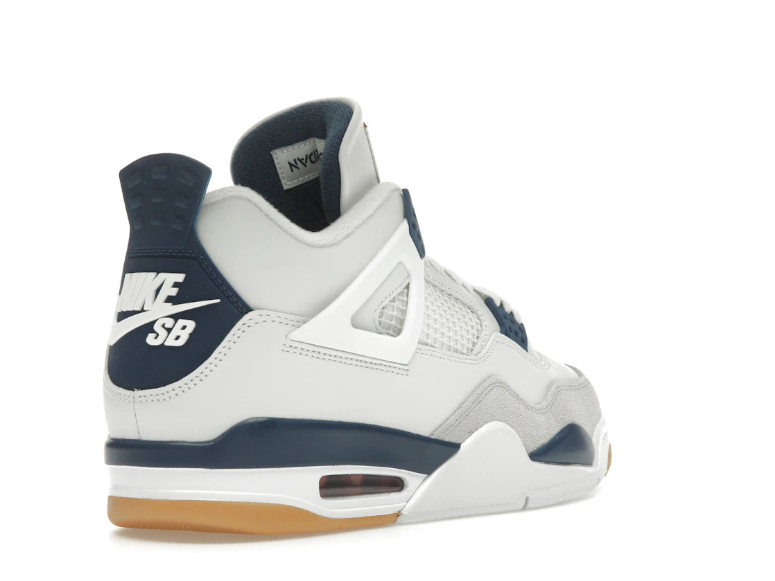 Jordan 4 Retro SB blu navy
