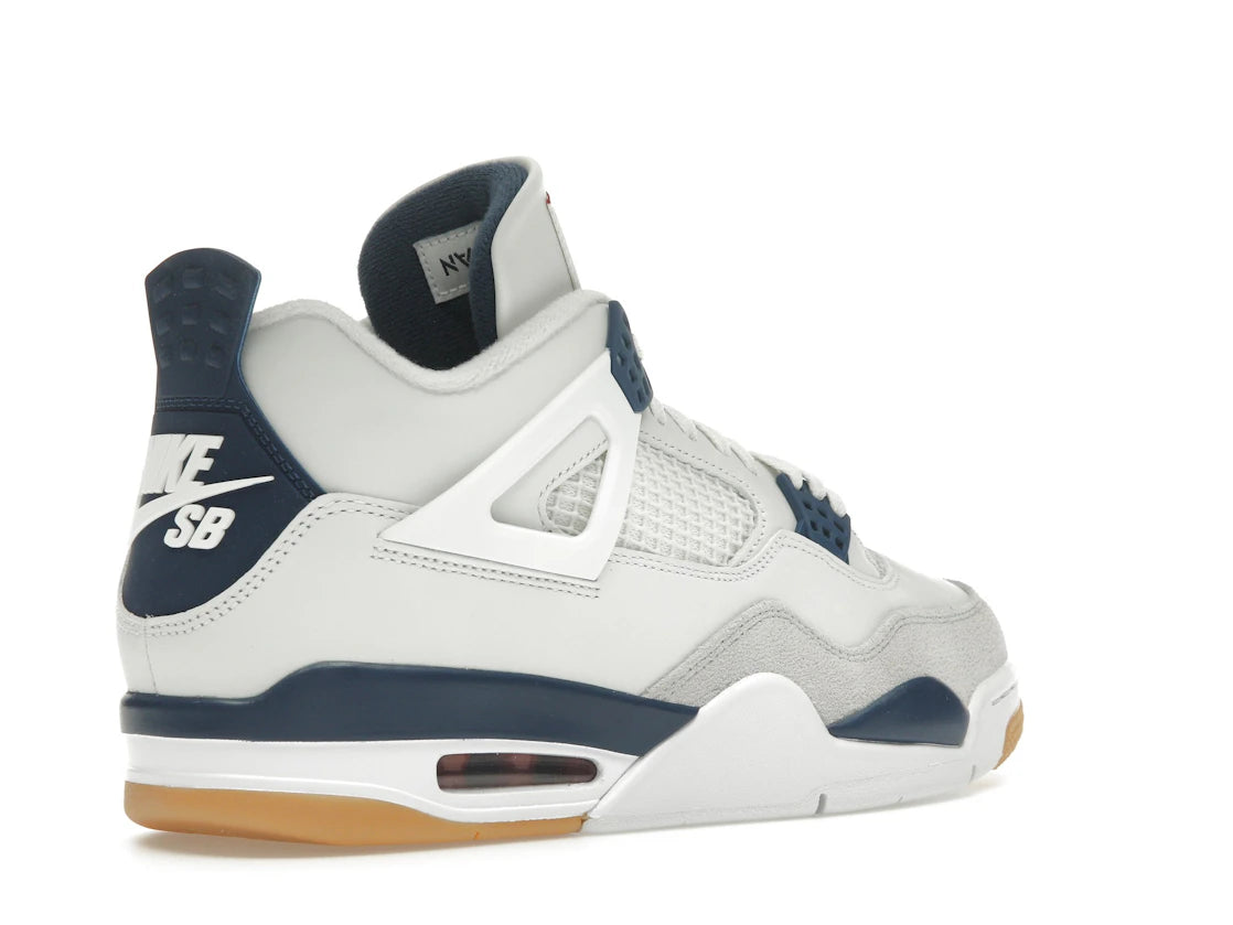 Jordan 4 Retro SB blu navy