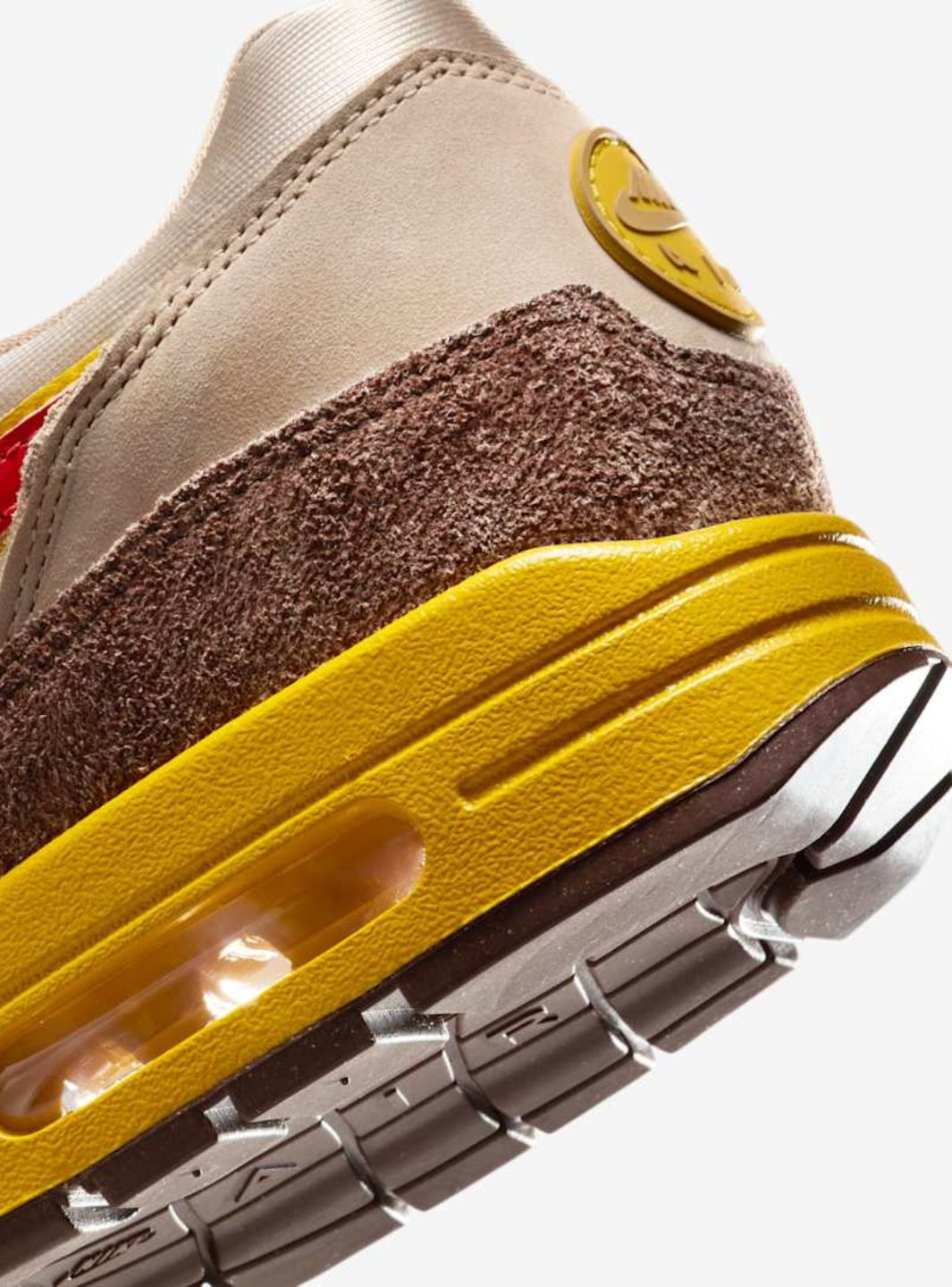 Nike Air Max 1 .SWOOSH Low Poly Big Head Origins