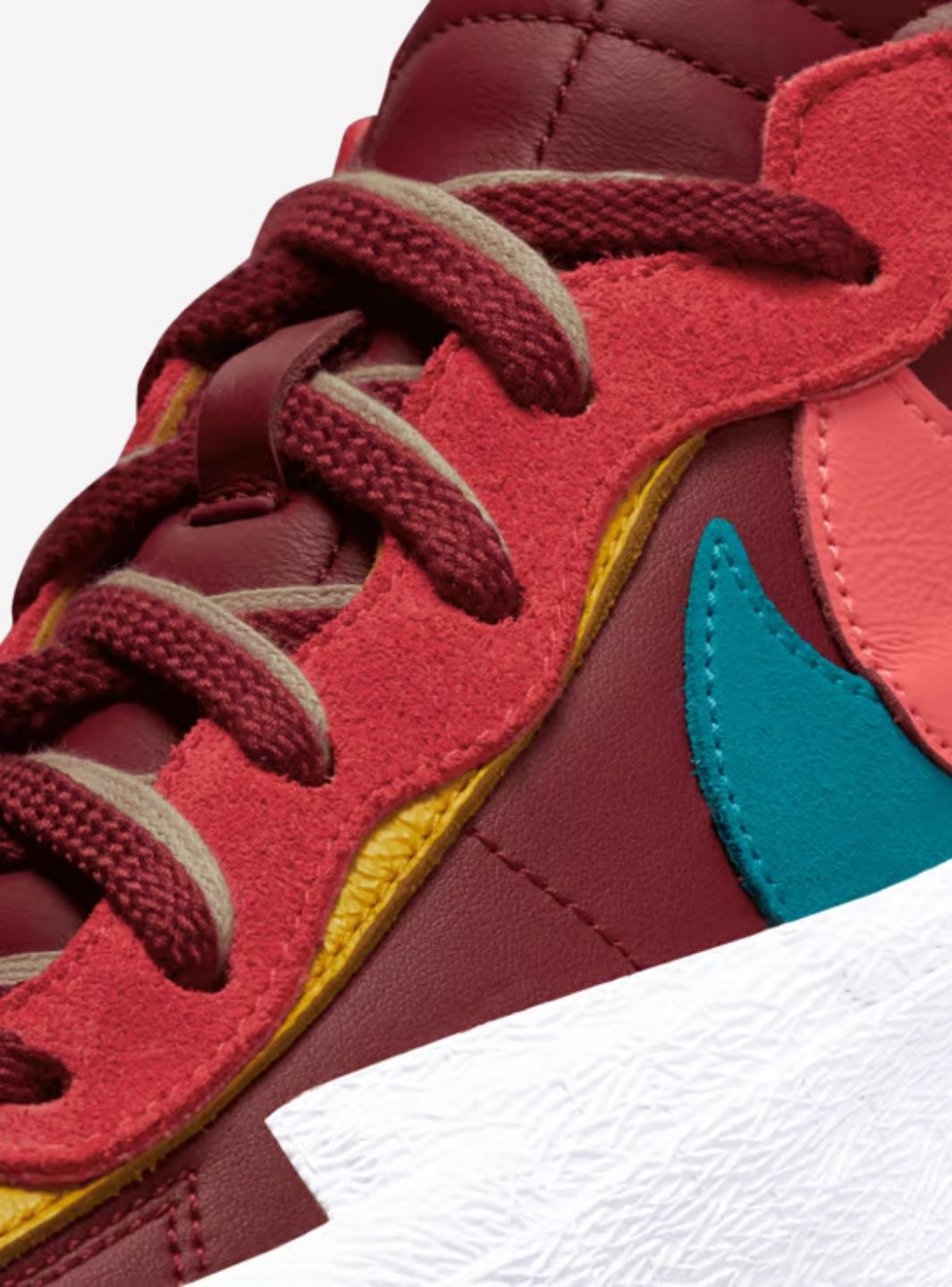 Nike Blazer Low Sacai KAWS Red