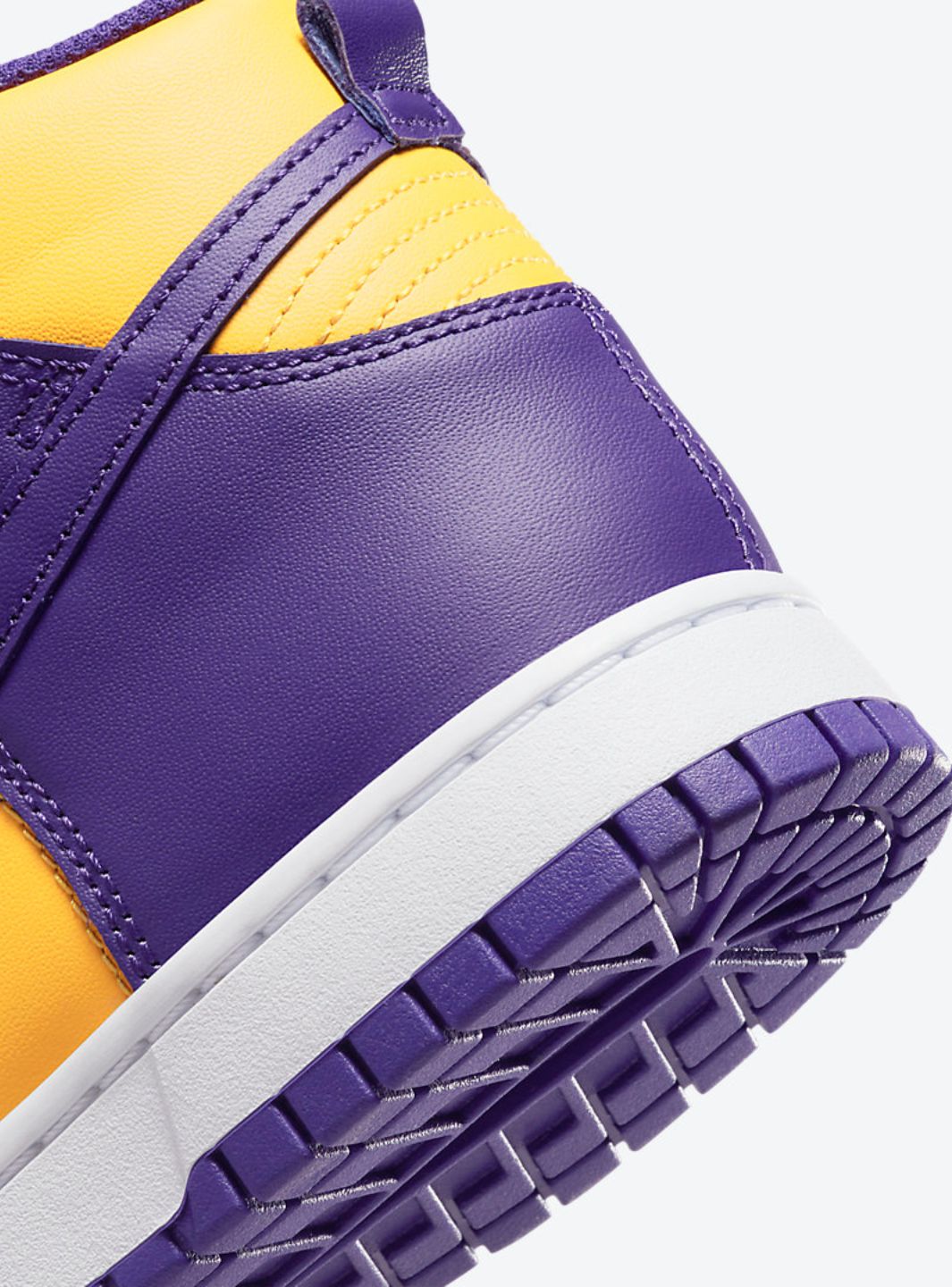 Nike Dunk High Lakers