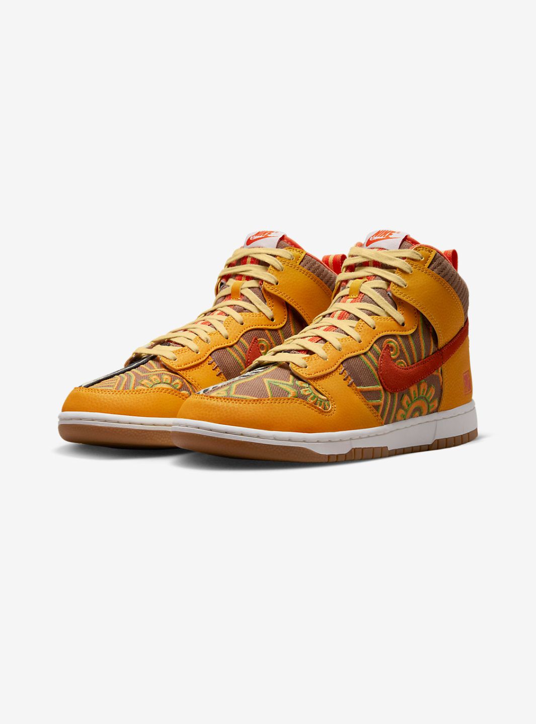 Nike Dunk High PRM Somos Familia