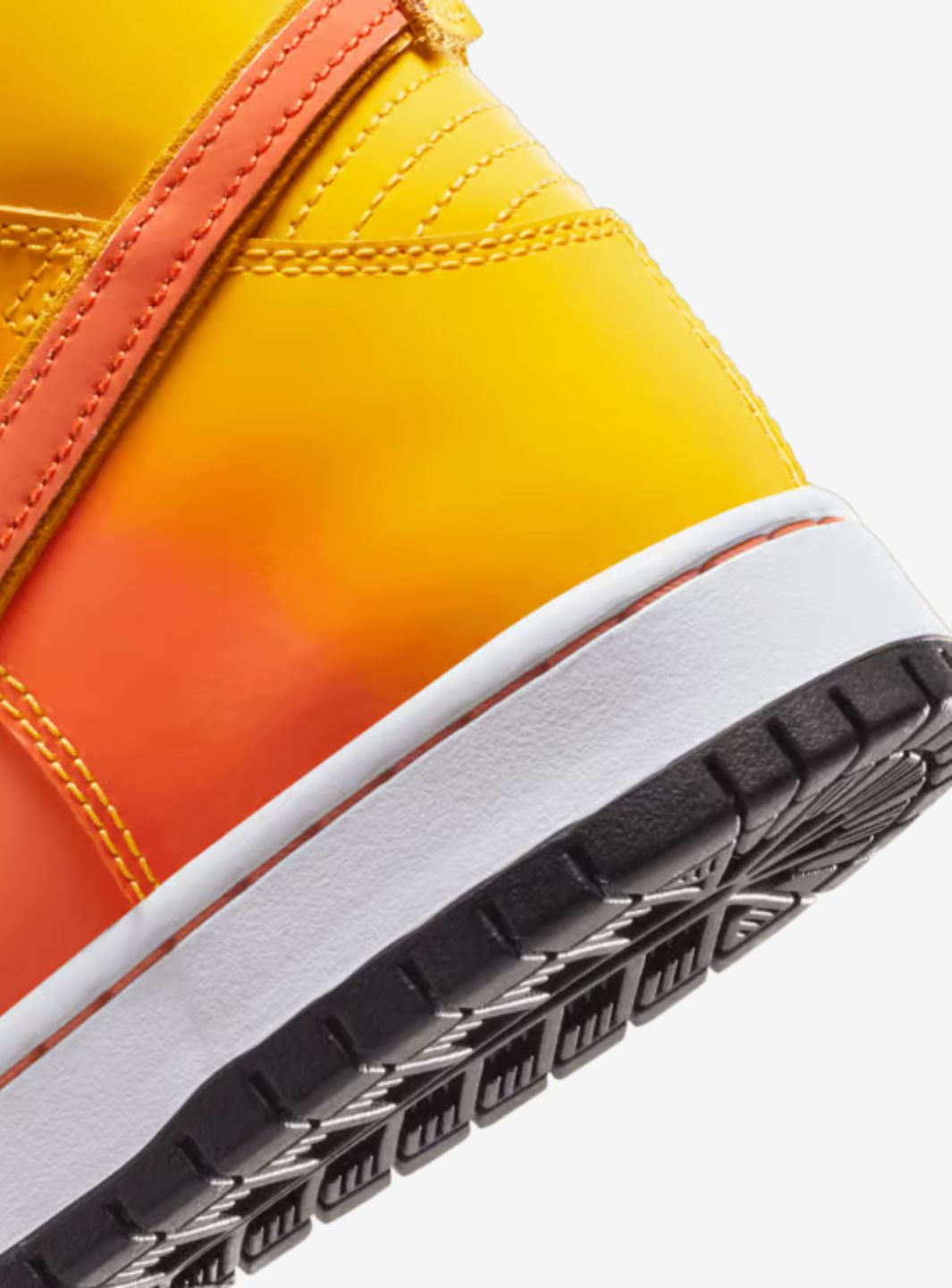Nike SB Dunk High Sweet Tooth Candy Corn