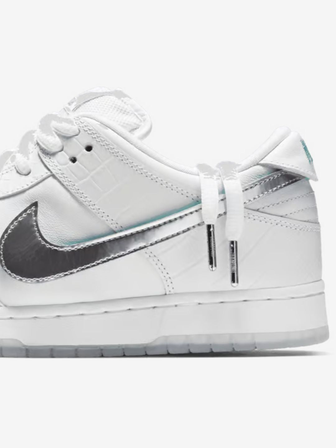 Nike SB Dunk Low Diamond Supply Co. White Diamond
