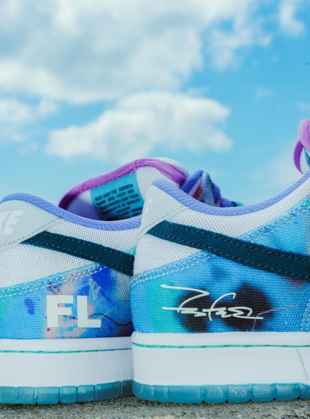 Nike SB Dunk Low Futura Laboratories Bleached Aqua