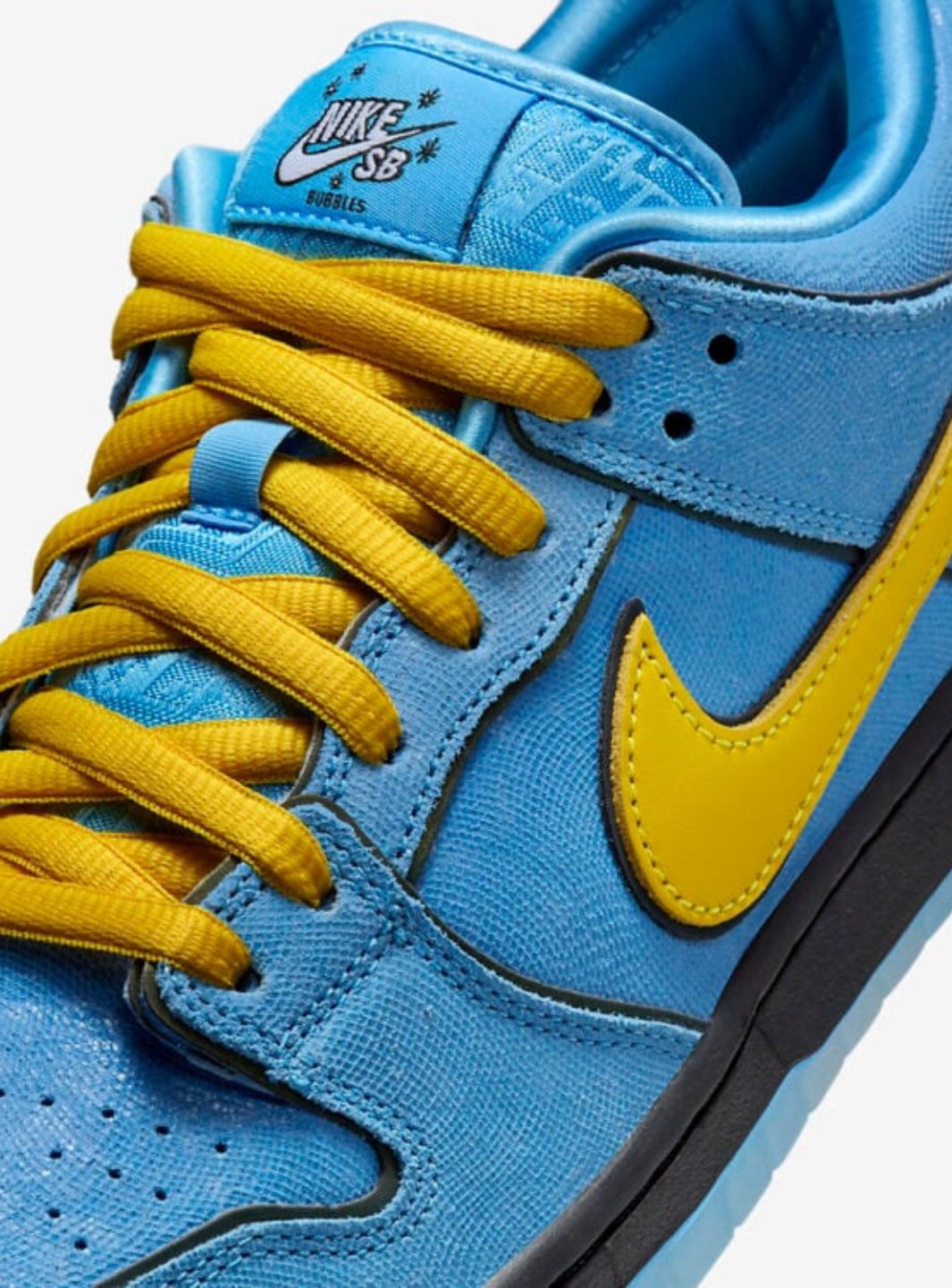 Nike SB Dunk Low The Powerpuff Girls Bubbles