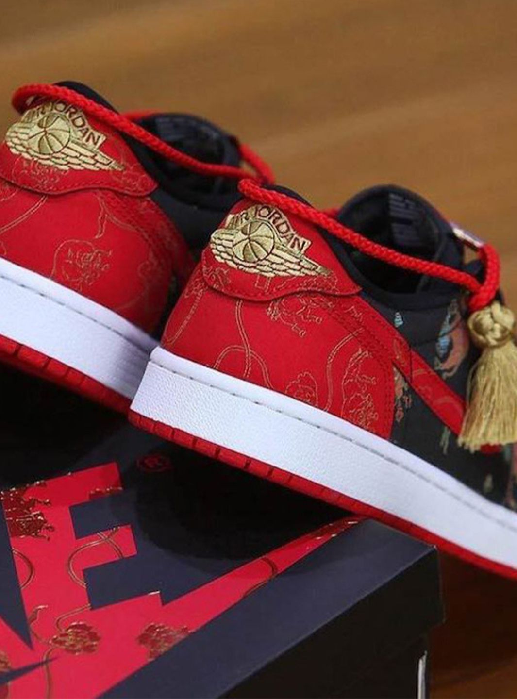 Air Jordan 1 Low OG Chinese New Year