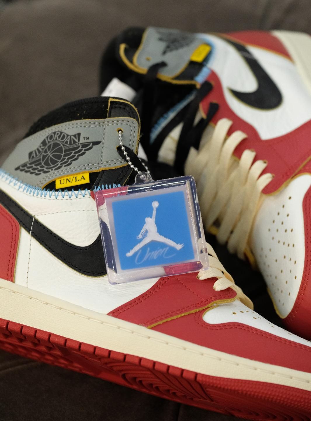Air Jordan 1 Retro High OG SP Union LA Chicago Shadow