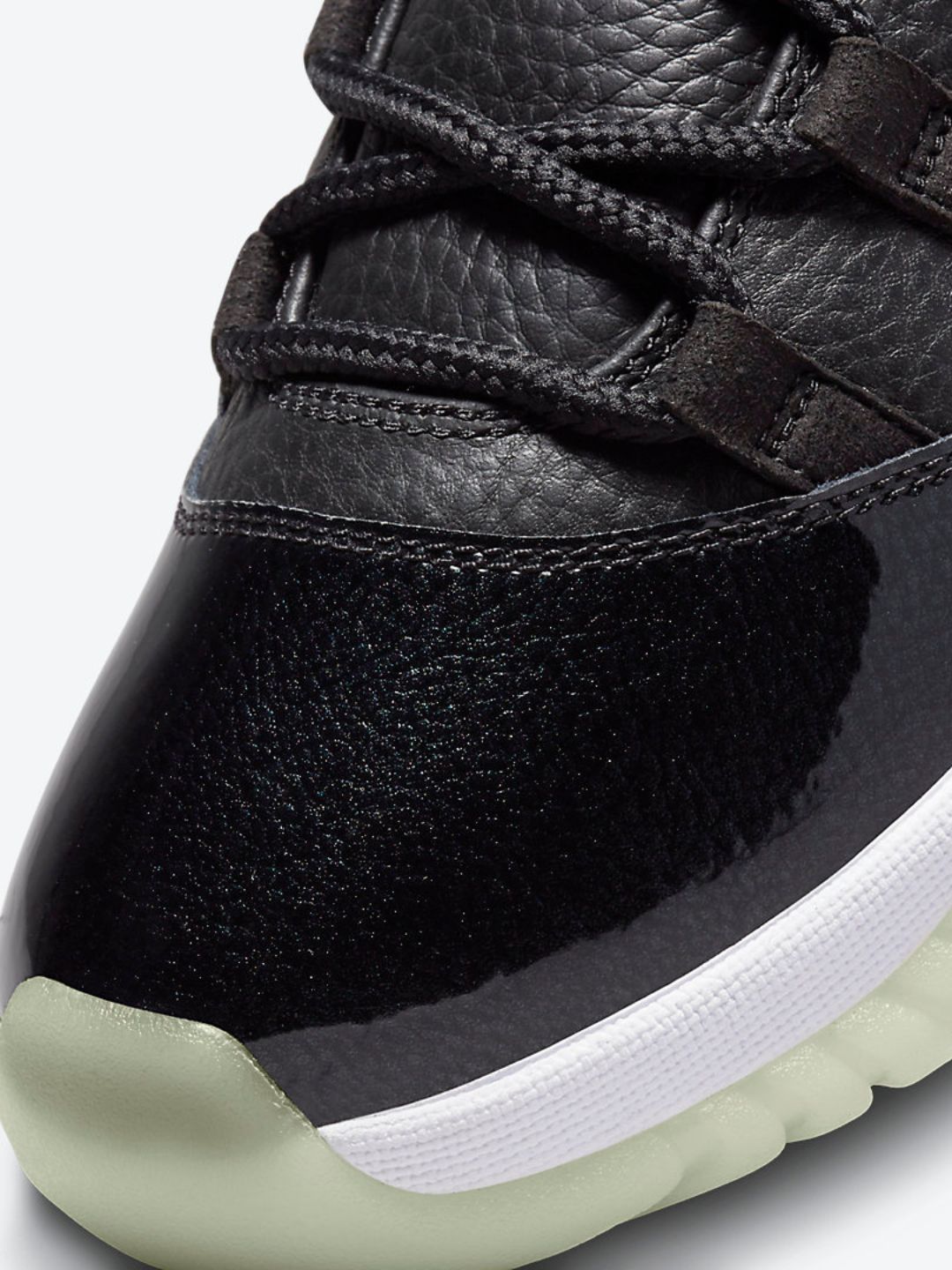 Air Jordan 11 Retro Low 72-10