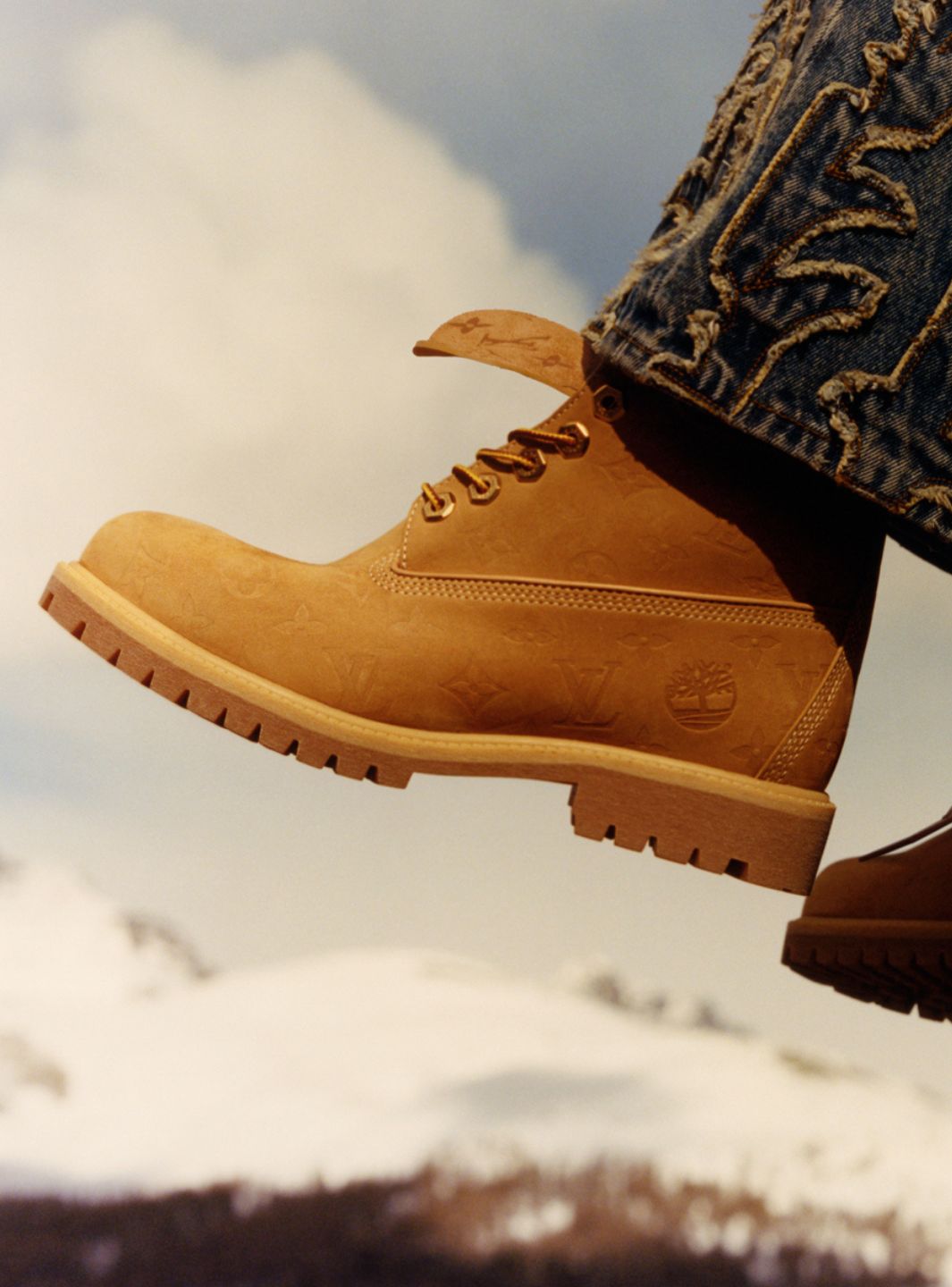 Louis Vuitton Timberland 6" Ankle Boot Wheat Monogram